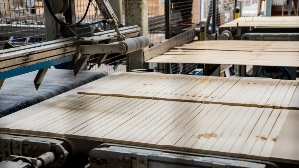 Sawmill accident resulted in man losing his leg in the UK.