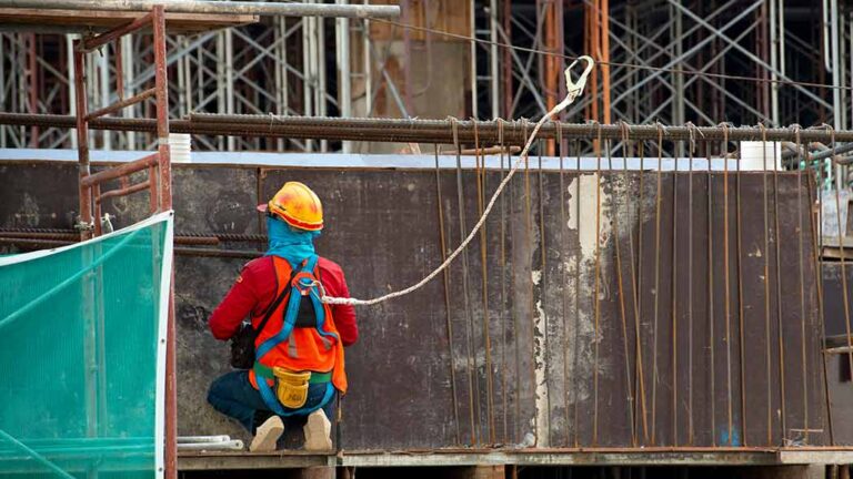 Canadian safety council unveils framework at addressing construction safety.